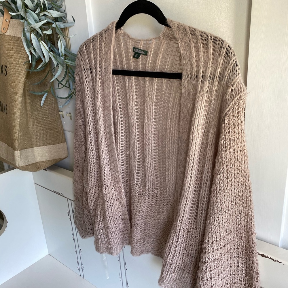 Sweater - Picture 6 of 6